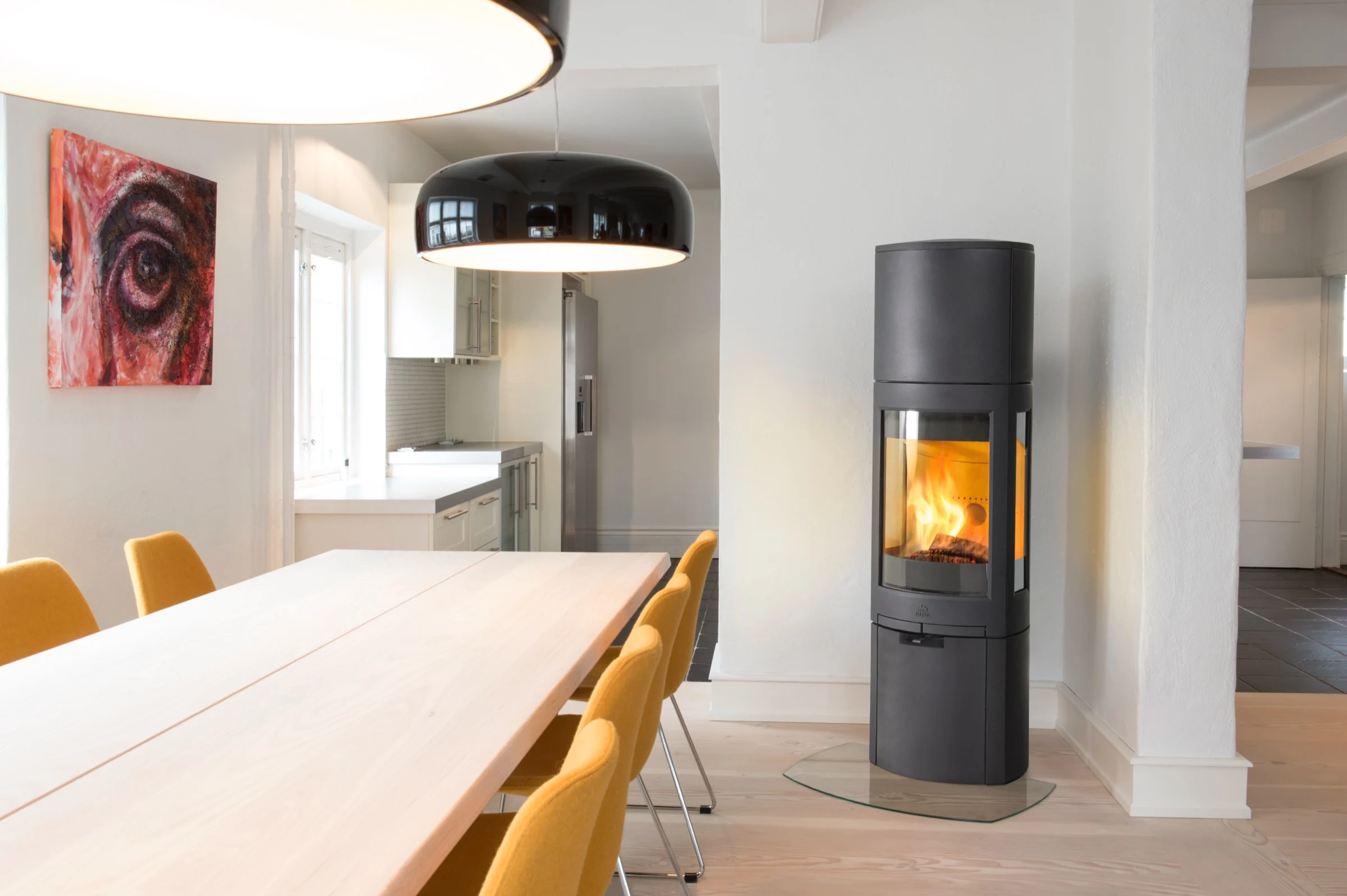 Jøtul F 378 v2 Advance in een woonkamer
